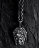 Reytel Memento Mori Thread Bracelet – A Timeless Reminder of Life’s Fragility!